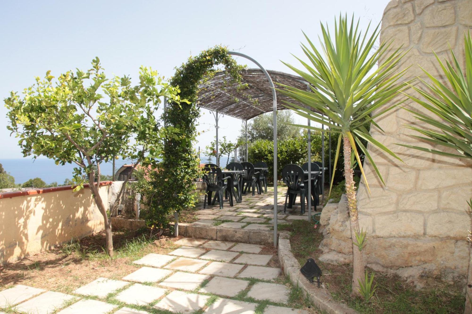 Bed And Breakfast Casagalez Santa Domenica  Exterior photo